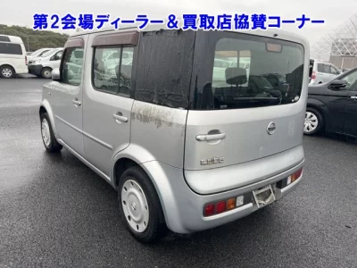 Nissan CUBE  с аукциона в Японии