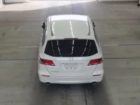 Honda ODYSSEY лот № 2152 оценка 4  с аукциона в Японии 2