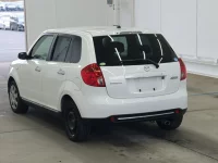 Mazda VERISA лот № 2176 оценка 3  с аукциона в Японии 1