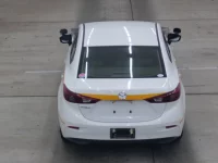 Mazda AXELA лот № 2003 оценка 3.5  с аукциона в Японии 2