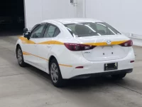 Mazda AXELA лот № 2003 оценка 3.5  с аукциона в Японии 1