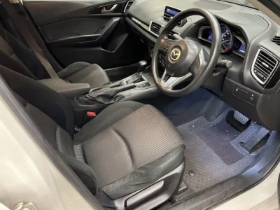 Mazda AXELA  с аукциона в Японии