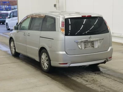 Nissan PRESAGE  с аукциона в Японии