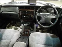 Toyota CROWN COMFORT лот № 2111 оценка 3.5  с аукциона в Японии 2