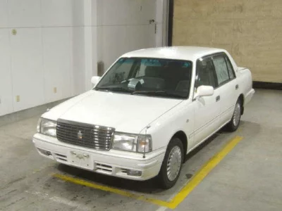 Toyota CROWN COMFORT  с аукциона в Японии