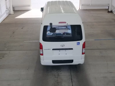 Toyota REGIUS ACE VAN