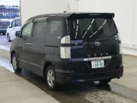 Toyota VOXY лот № 2290 оценка RA  с аукциона в Японии 1