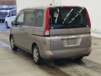 Nissan SERENA лот № 2252 оценка 3.5  с аукциона в Японии 1