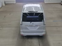 Nissan SERENA лот № 2209 оценка 4  с аукциона в Японии 2