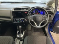 Honda FIT лот № 2310 оценка 3.5  с аукциона в Японии 4
