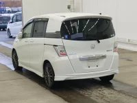 Honda FREED лот № 2271 оценка 3.5  с аукциона в Японии 1