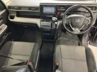 Honda STEP WAGON лот № 2146 оценка 3.5  с аукциона в Японии 4
