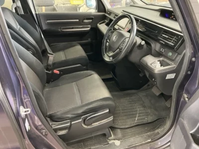 Honda STEP WAGON  с аукциона в Японии