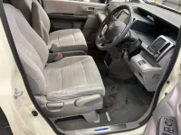 Honda STEP WAGON лот № 2266 оценка 4  с аукциона в Японии 3