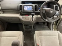 Honda STEP WAGON лот № 2266 оценка 4  с аукциона в Японии 4