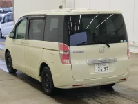 Honda STEP WAGON лот № 2266 оценка 4  с аукциона в Японии 1