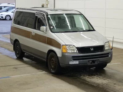 Honda STEP WAGON  с аукциона в Японии