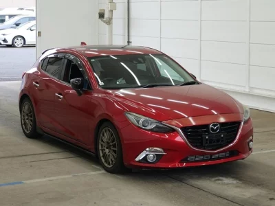Mazda AXELA  с аукциона в Японии