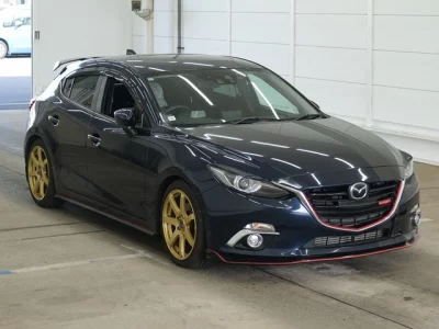 Mazda AXELA  с аукциона в Японии