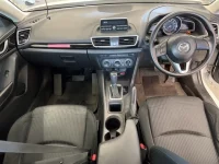 Mazda AXELA лот № 2032 оценка 3.5  с аукциона в Японии 4