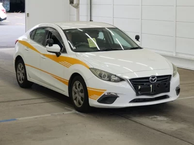 Mazda AXELA  с аукциона в Японии