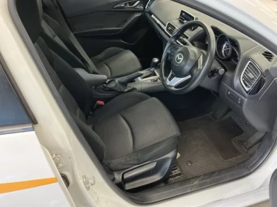 Mazda AXELA  с аукциона в Японии