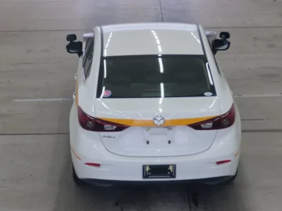 Mazda AXELA  с аукциона в Японии