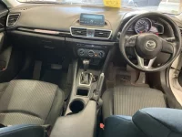 Mazda AXELA лот № 2043 оценка 4  с аукциона в Японии 4