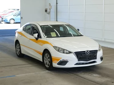 Mazda AXELA  с аукциона в Японии