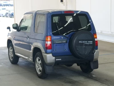 Mitsubishi PAJERO MINI
