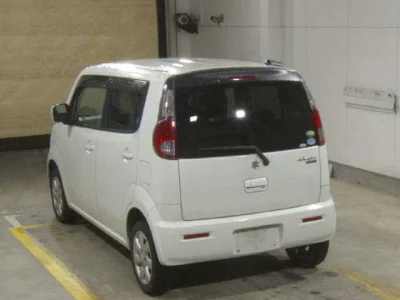 Suzuki MRWAGON
