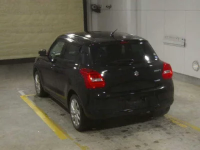 Suzuki SWIFT  с аукциона в Японии