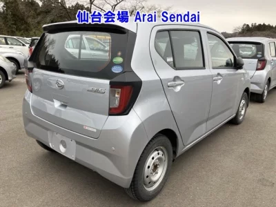 Daihatsu MIRA E S