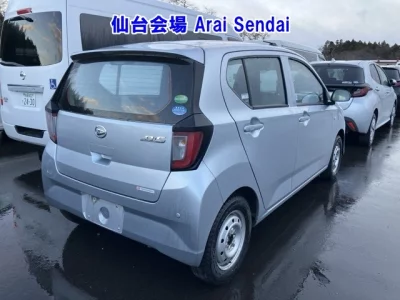 Daihatsu MIRA E S