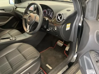 Mercedes-Benz B CLASS