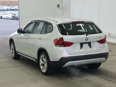 BMW X1  с аукциона в Японии