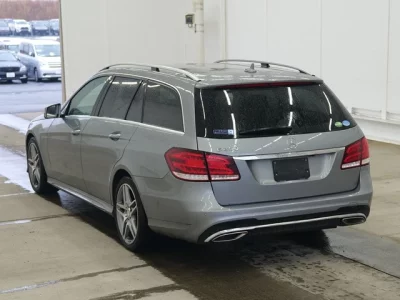 Mercedes-Benz E CLASS WAGON
