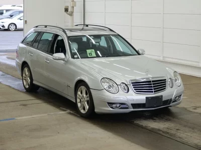 Mercedes-Benz E CLASS WAGON