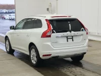 Volvo XC60 лот № 3371 оценка 4  с аукциона в Японии 1