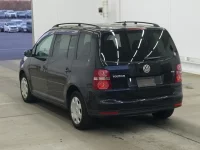Volkswagen GOLF TOURAN лот № 5044 оценка 3.5  с аукциона в Японии 1
