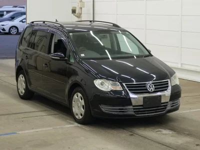 Volkswagen GOLF TOURAN  с аукциона в Японии