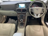 Volvo V40 лот № 3350 оценка 3.5  с аукциона в Японии 4