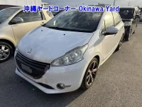 Peugeot 208 лот № 43062 оценка 3  с аукциона в Японии 9