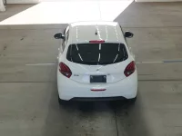 Peugeot 208 лот № 2113 оценка 3.5  с аукциона в Японии 2