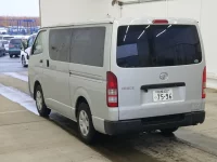 Toyota HIACE VAN лот № 2276 оценка 3.5  с аукциона в Японии 1