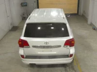 Toyota LAND CRUISER лот № 2116 оценка 4  с аукциона в Японии 5