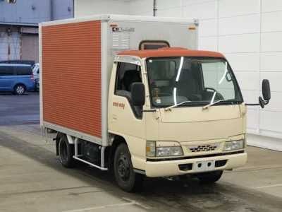 Isuzu ELF