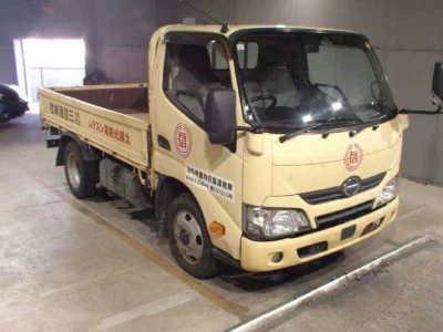 Hino DUTRO  с аукциона в Японии