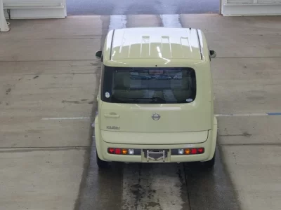 Nissan CUBE  с аукциона в Японии