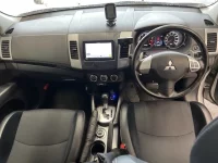 Mitsubishi OUTLANDER лот № 2453 оценка 3.5  с аукциона в Японии 4